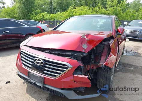 2015 Hyundai Sonata Sport 2.0T z USA, uszkodzony, nr VIN 5NPE34AB3FH050746